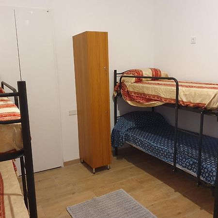Frank 35 Hostel Рим Екстериор снимка