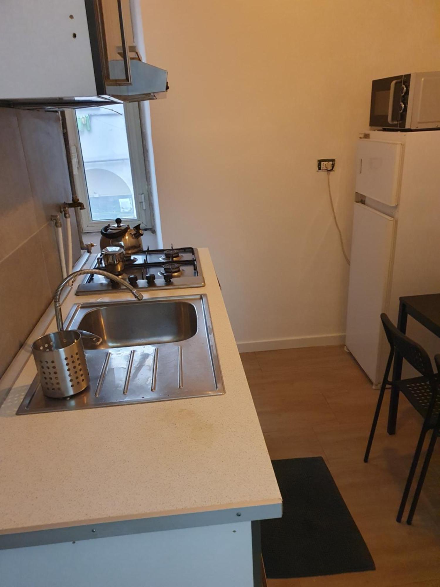 Frank 35 Hostel Рим Екстериор снимка